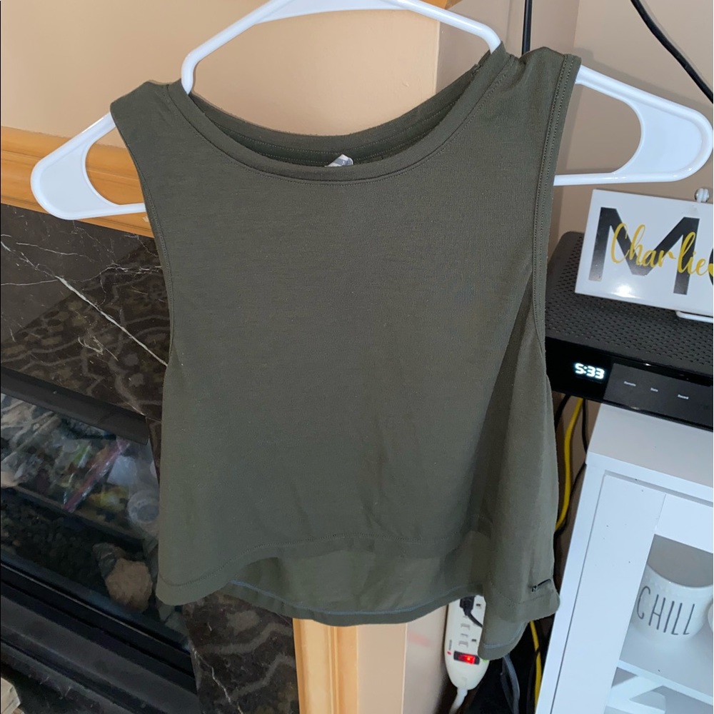 Green cropped tank top! Worn once.